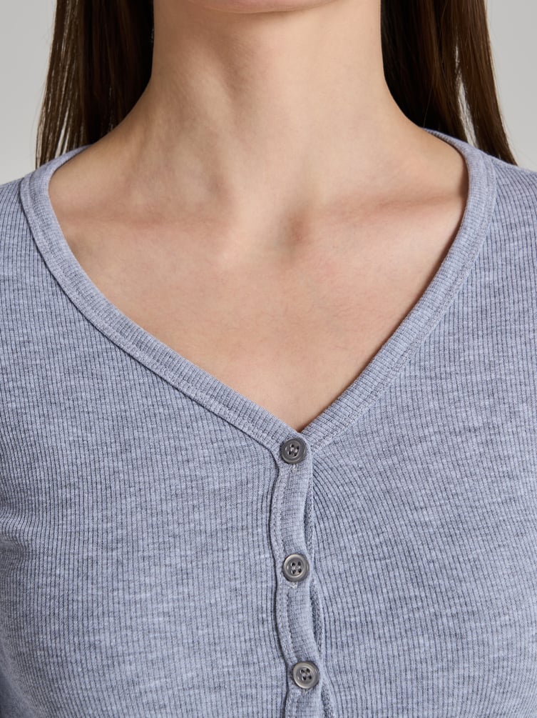 Кардиган облегающий на пуговицах