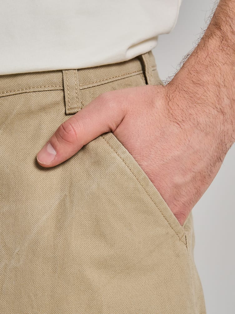 Зауженные брюки с вареным эффектом