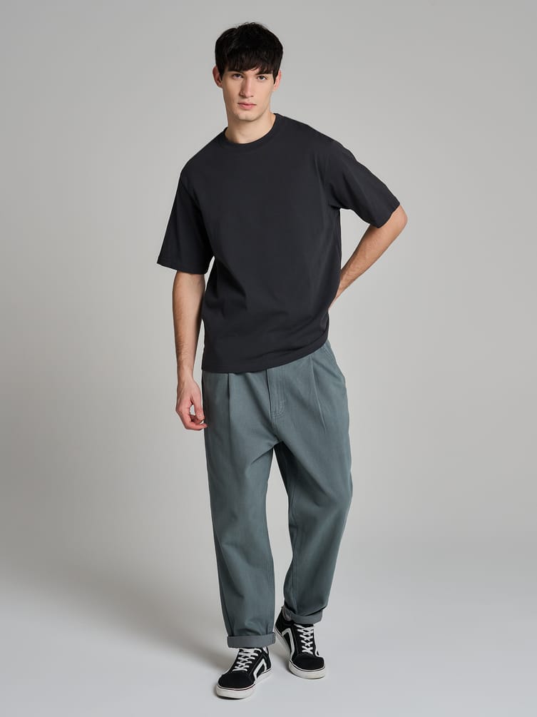 Зауженные широкие брюки