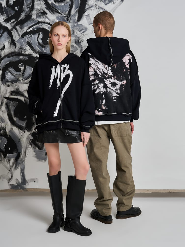 Толстовка с капюшоном и принтом Макс Борисов