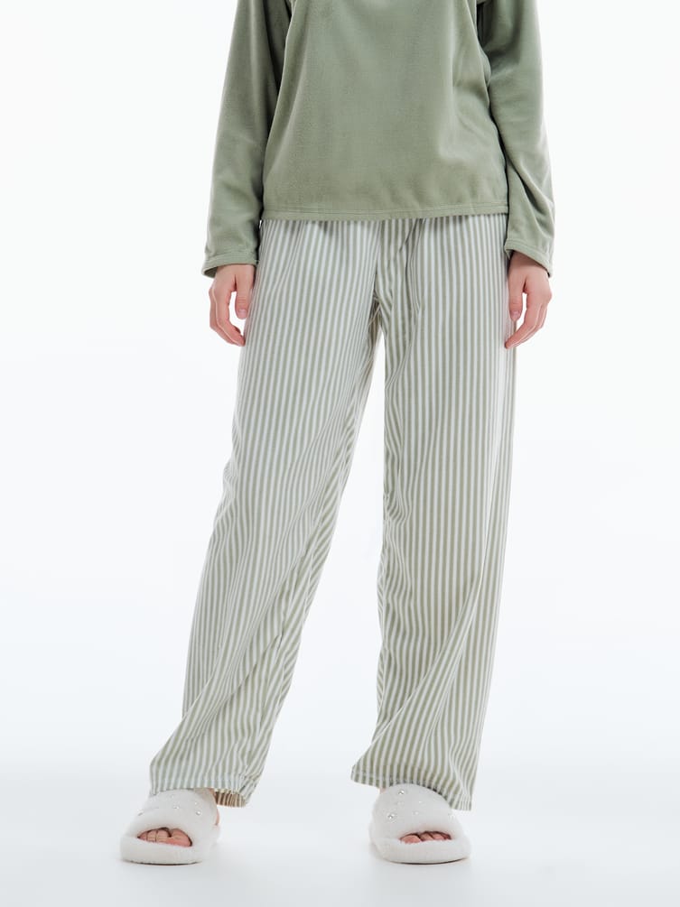 Плюшевая пижама Brunch club с брюками