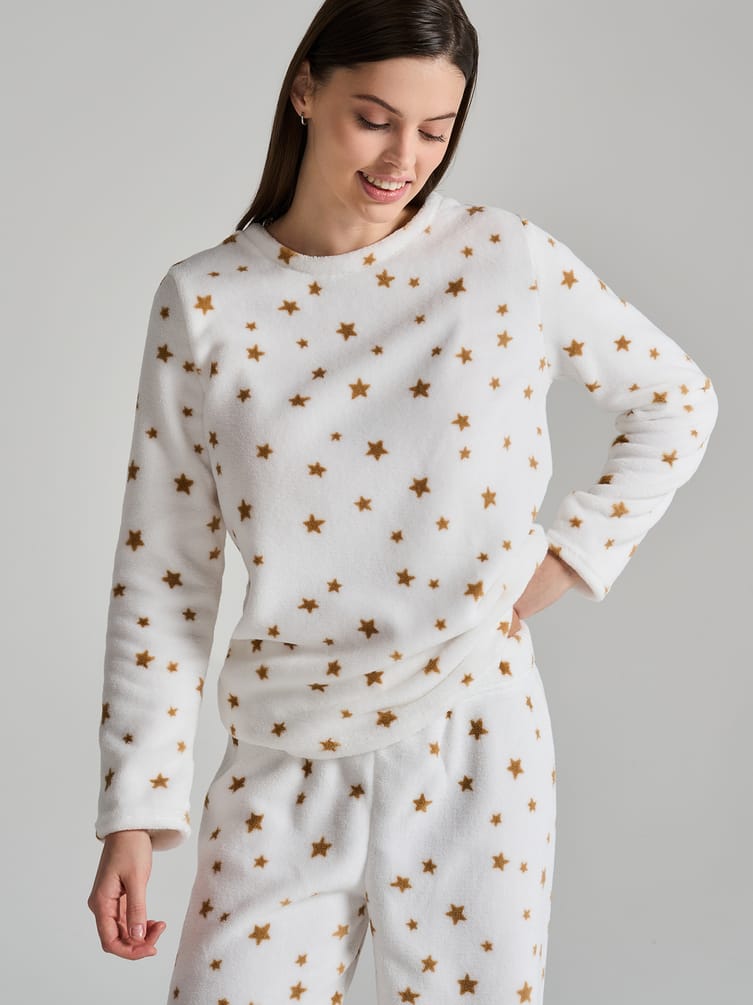 Плюшевая пижама со звездочками