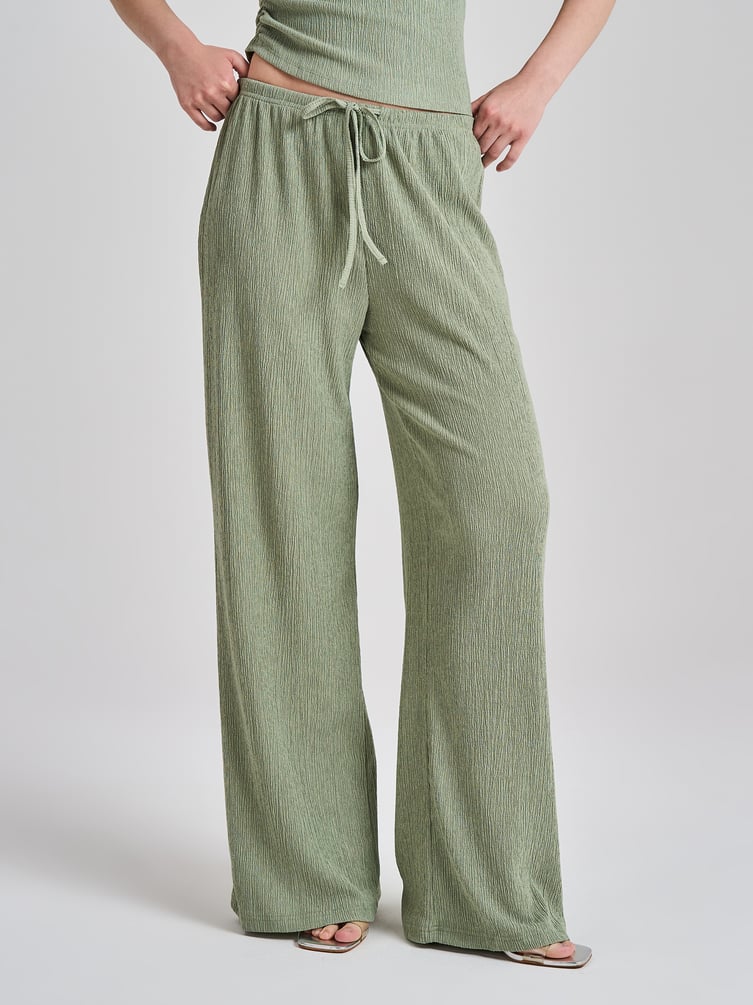 Брюки прямые из жатой ткани