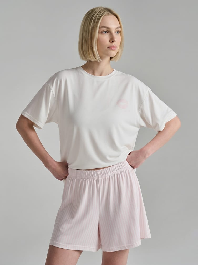 Пижама с принтом и шортами