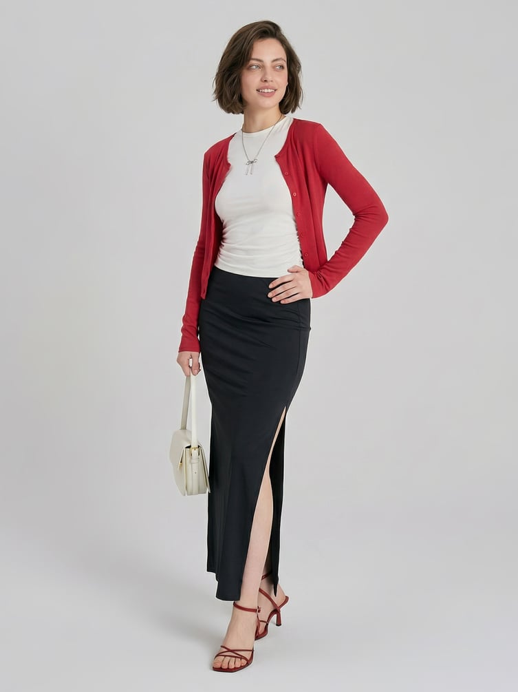 Приталенная футболка с драпировкой