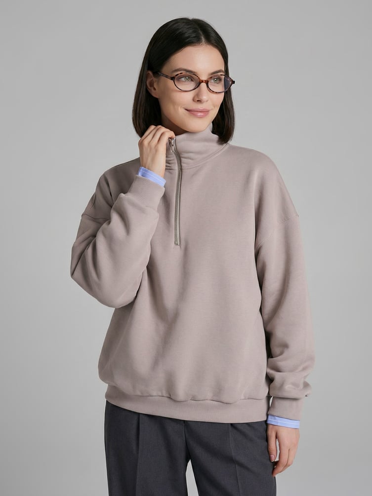 Свитшот без начеса с высоким горлом