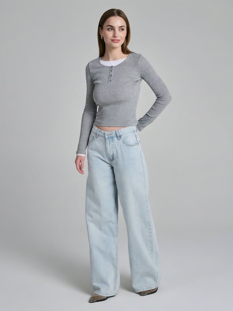 Джинсы широкие с вареным эффектом