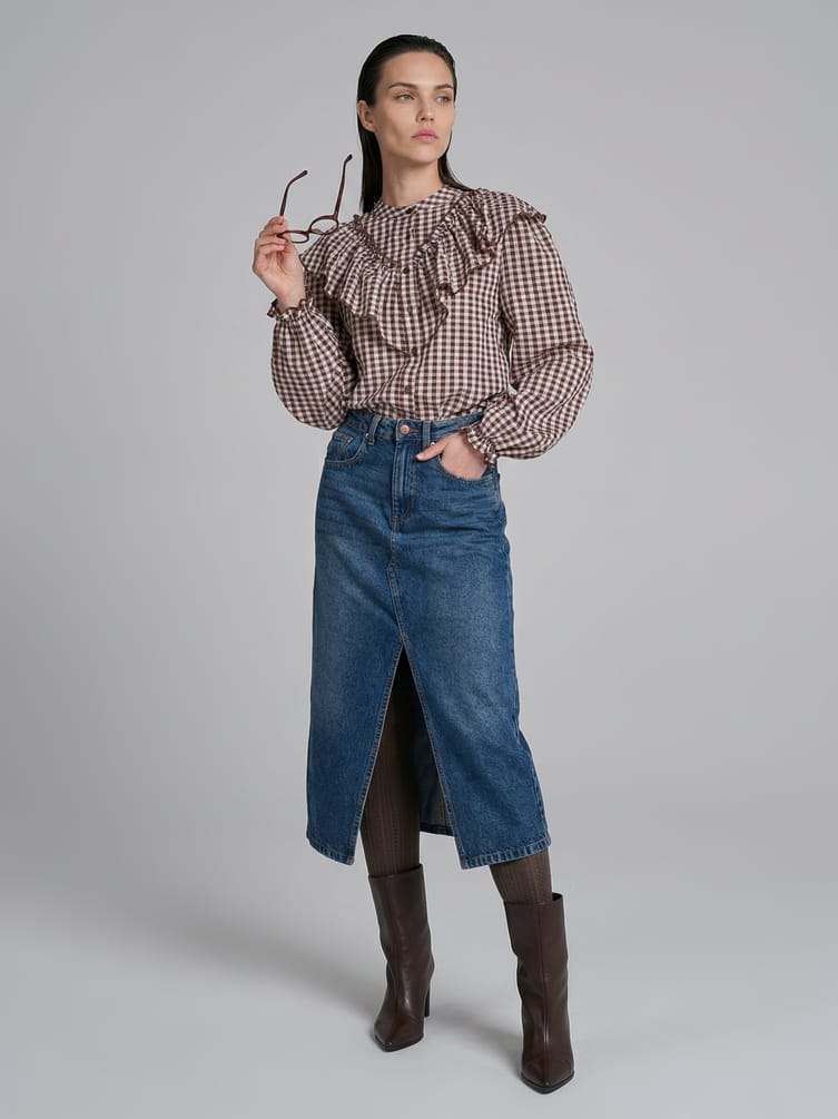 Блузка клетчатая с воланами