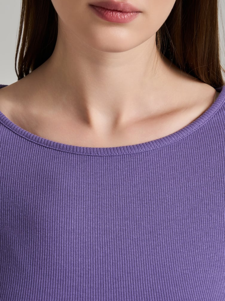 Лонгслив приталенный