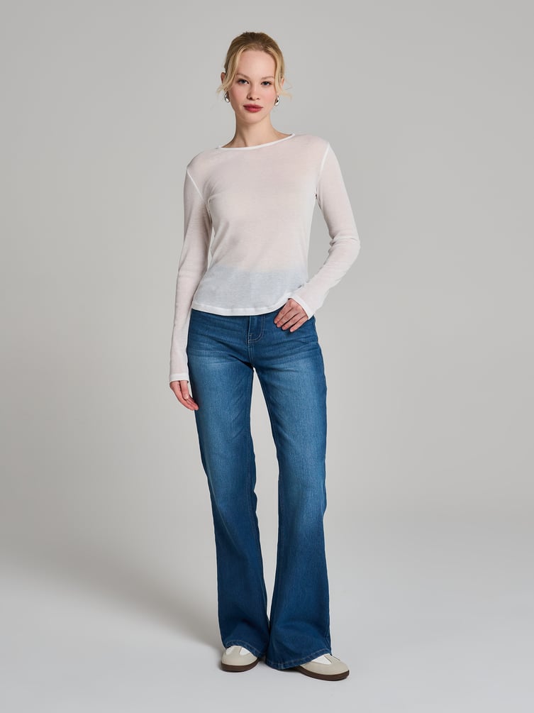 Легкий лонгслив с длинным рукавом