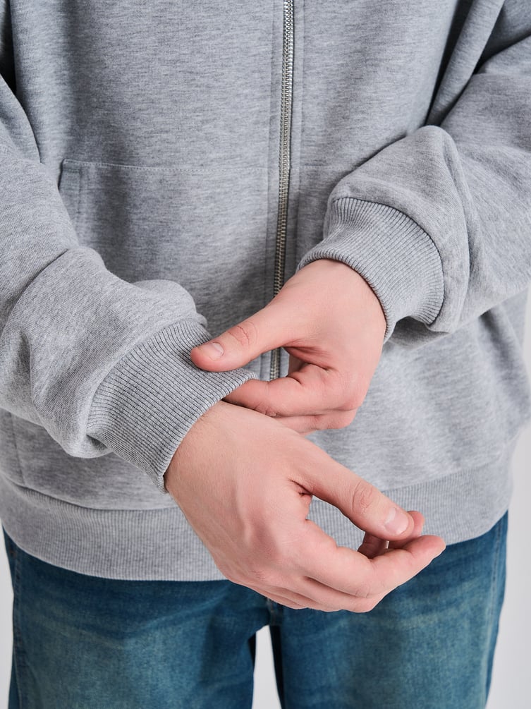 Толстовка оверсайз с капюшоном