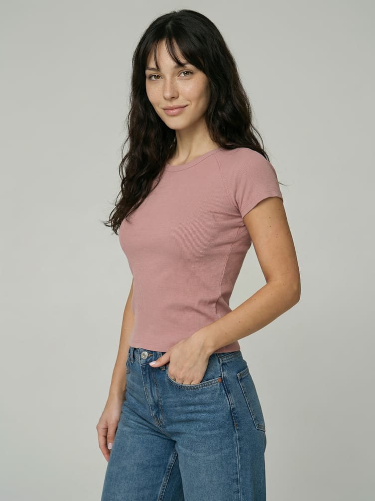 Футболка облегающая в рубчик