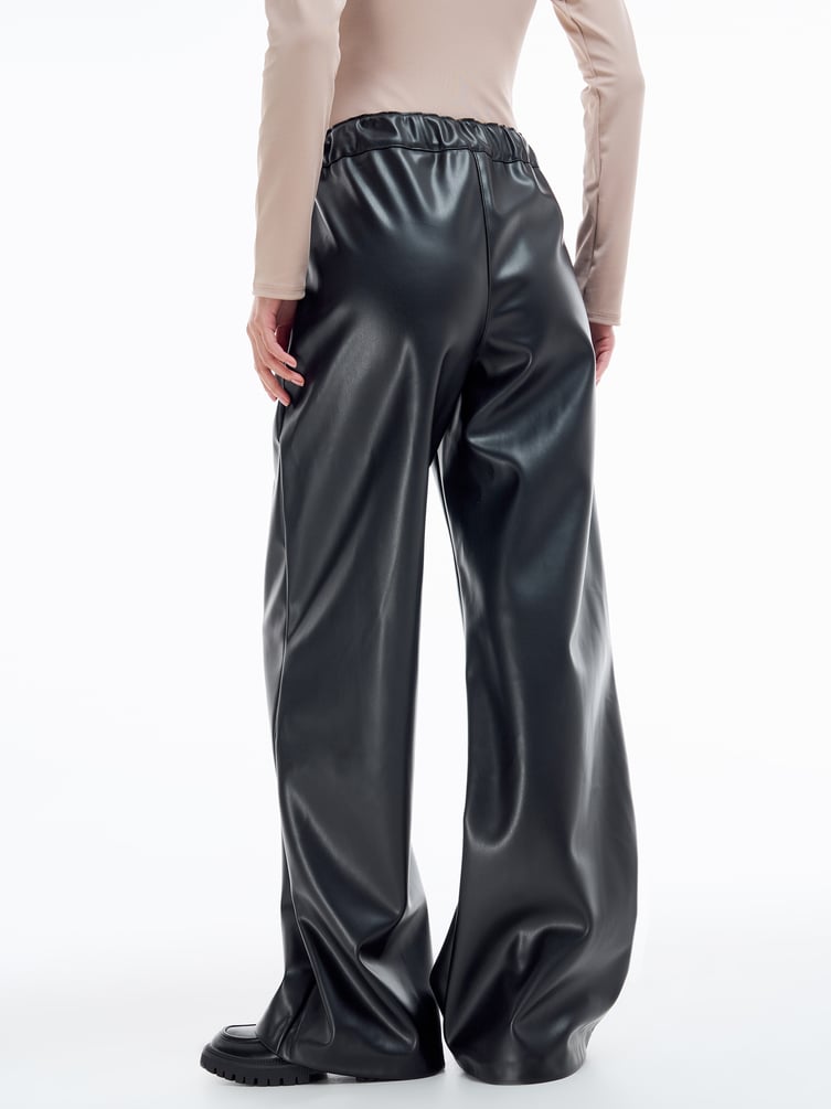 Широкие брюки с завышенной