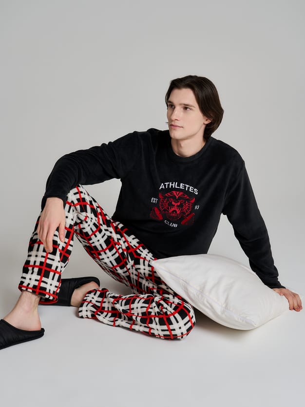 Пижама плюшевая теплая с брюками