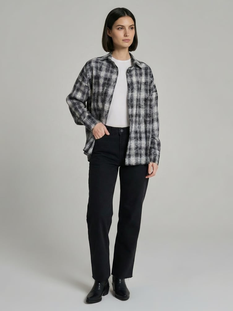 Джинсы зауженные с необработанными краями