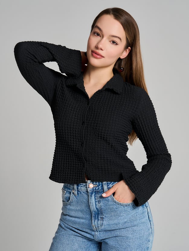 Кофта на пуговицах из жатой ткани