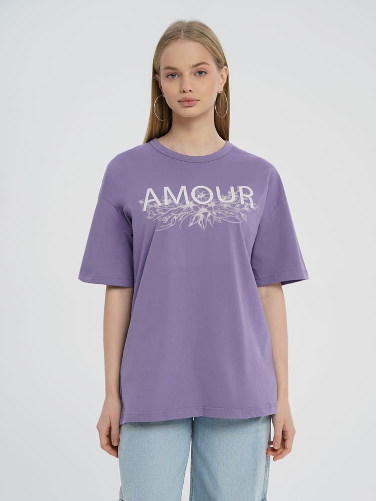 Футболка с надписью Amour