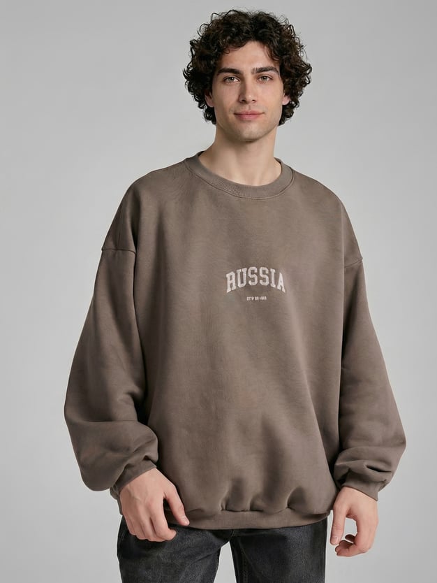 Утепленный свитшот с надписью Russia