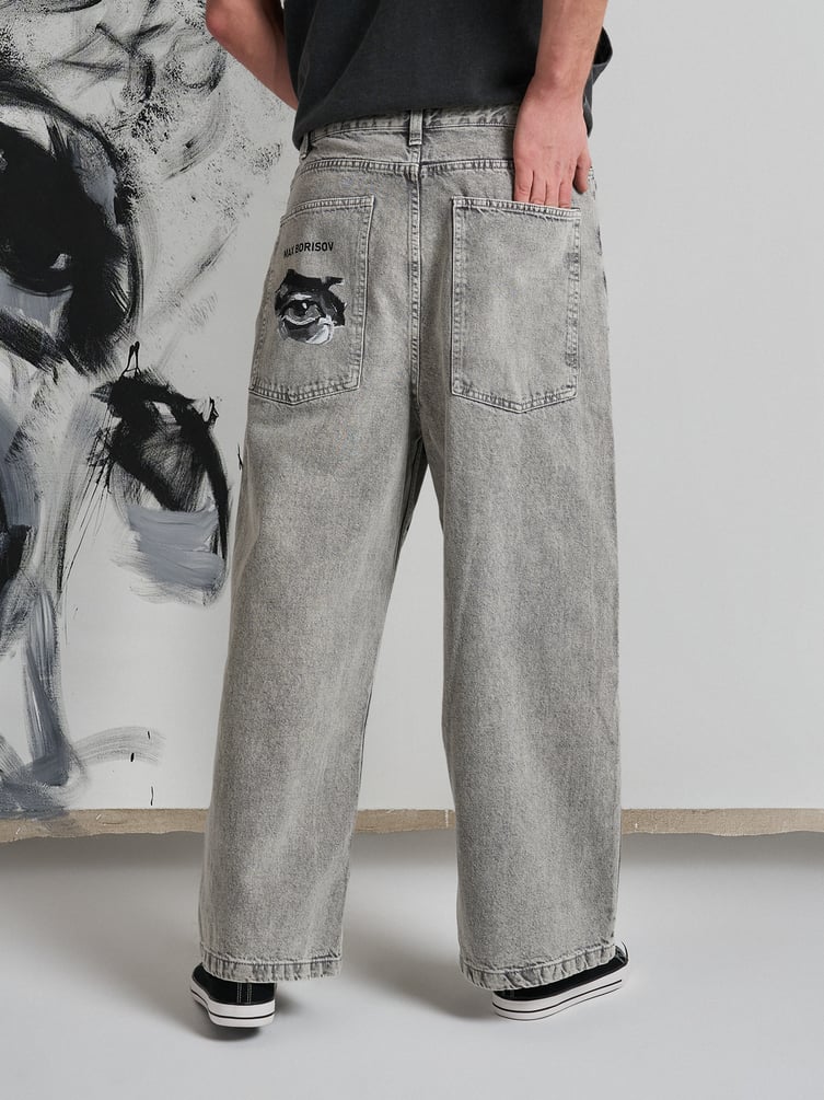 Джинсы широкие с принтом Макс Борисов