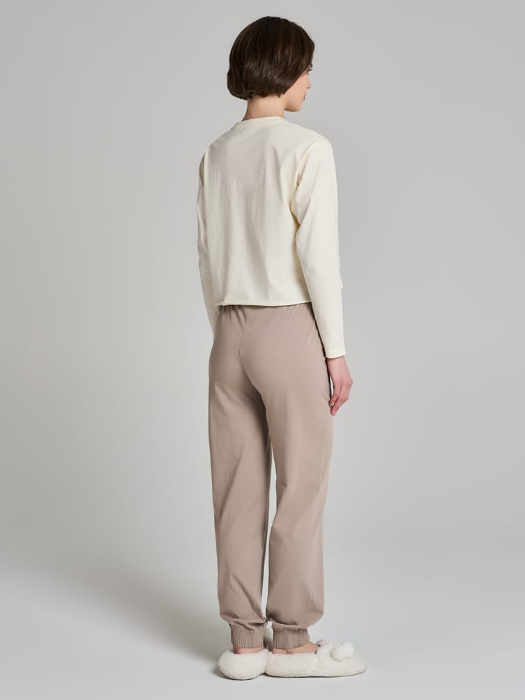 Хлопковая пижама с надписью и брюками