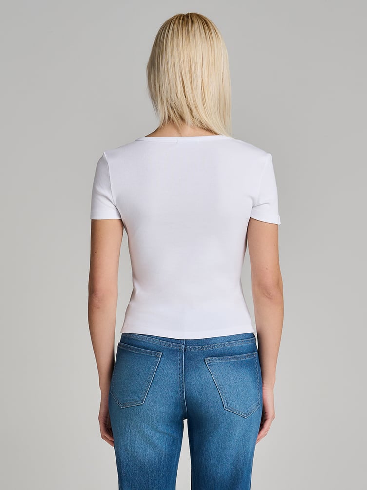 Футболка приталенная