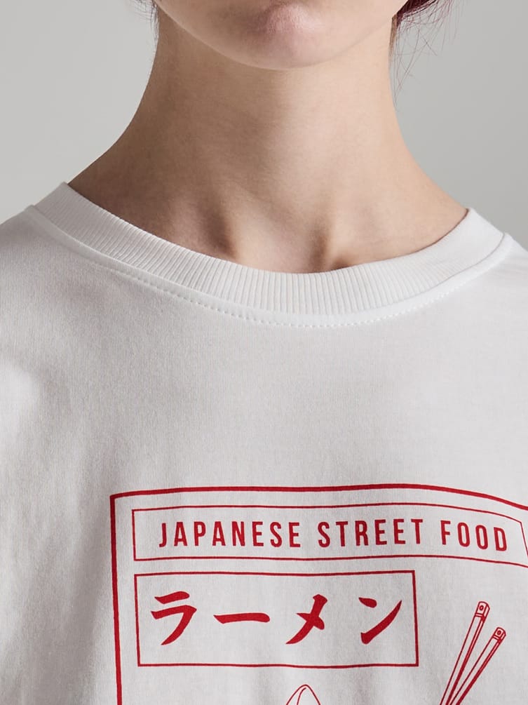 Пижамам с принтом и брюками