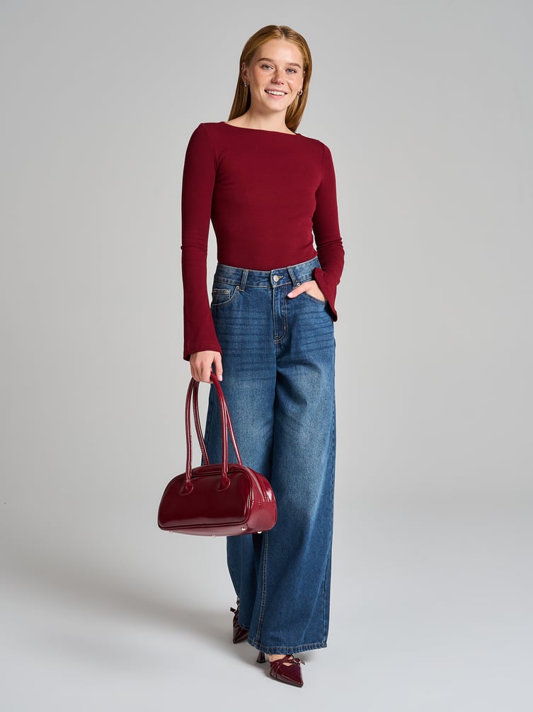 Облегающая кофта с длинными рукавами клеш