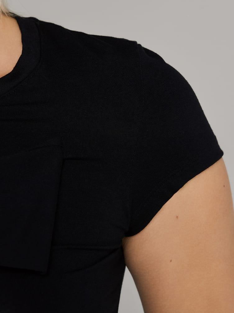 Футболка облегающая с бантом