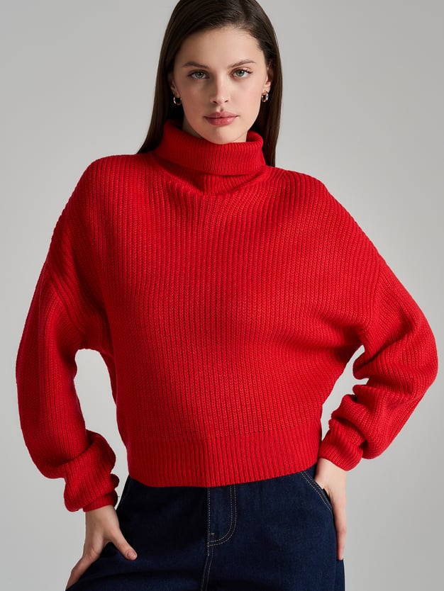 Свитер вязаный с высоким горлом