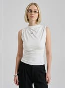 Топ с драпировкой на талии