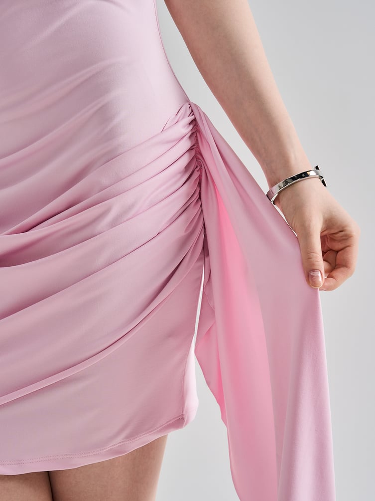 Платье вечернее без рукавов с драпировкой