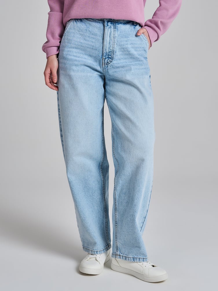 Джинсы багги с вареным эффектом