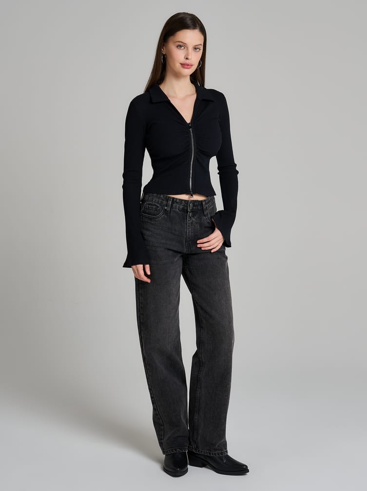 Блузка на молнии с рукавами клеш