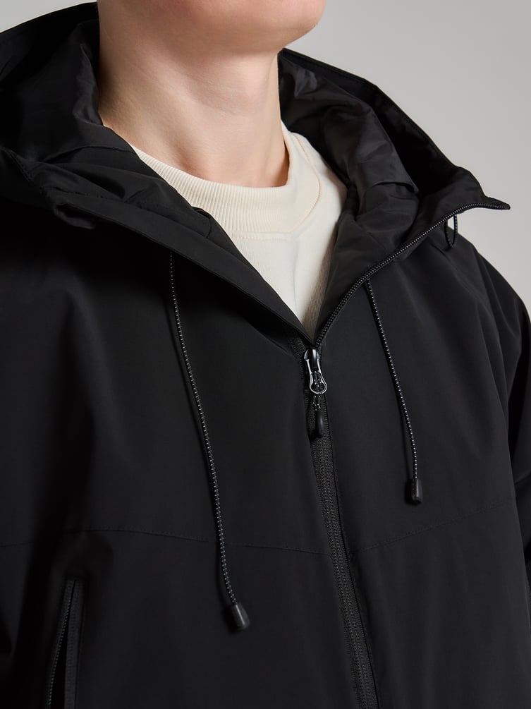 Куртка демисезонная с капюшоном