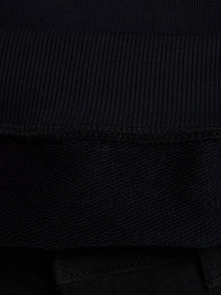 Свитшот с бантом на спине