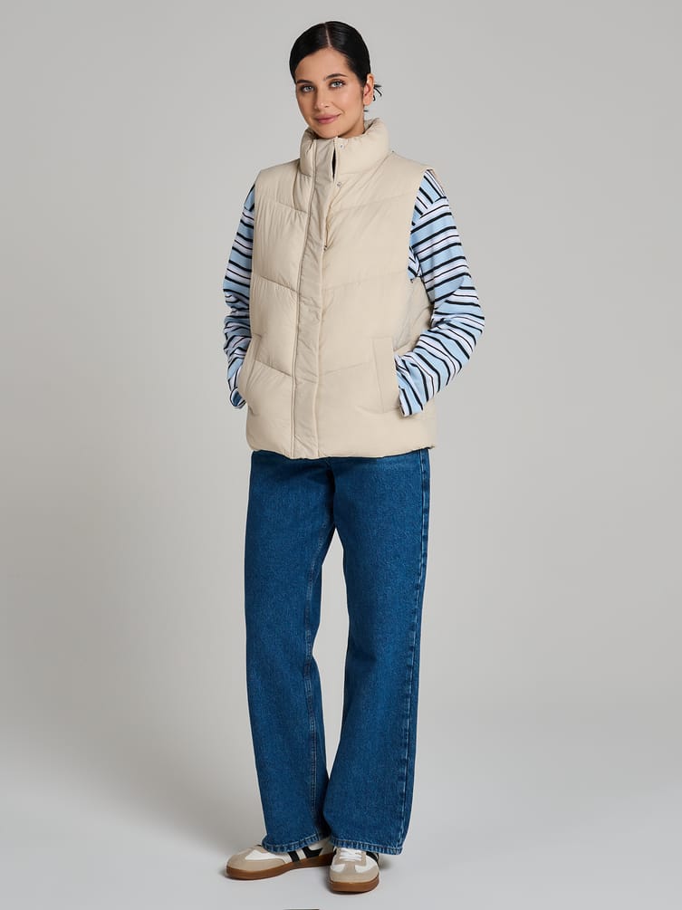 Жилет демисезонный на синтепоне