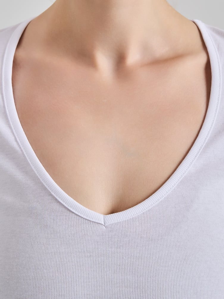 Лонгслив приталенный с рукавами 3/4