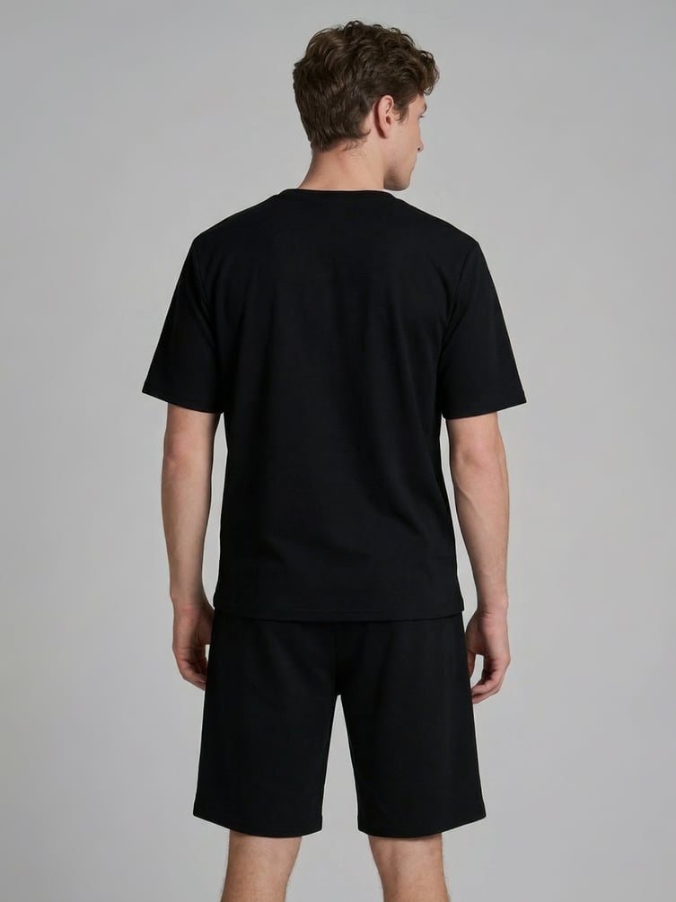 Футболка однотонная с коротким рукавом