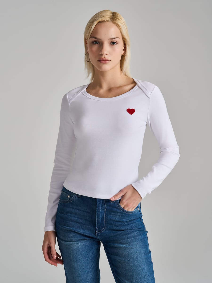 Лонгслив с нашивкой сердце