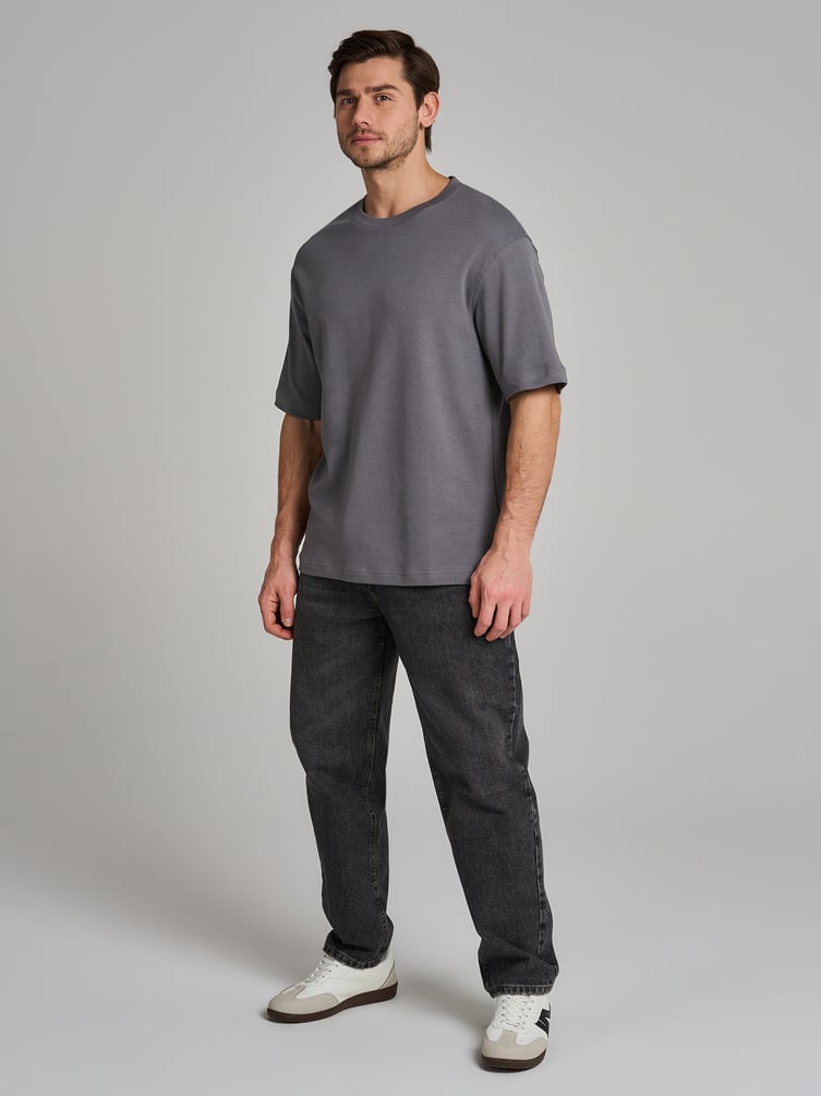 Футболка из хлопка свободного кроя