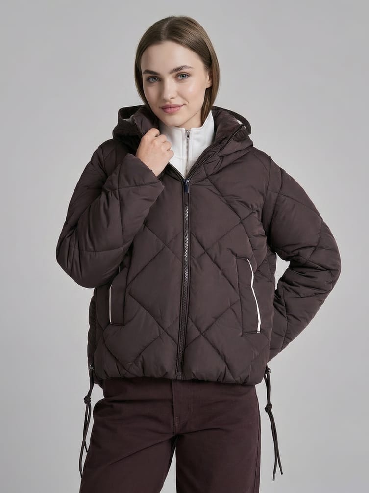 Куртка стеганая с капюшоном