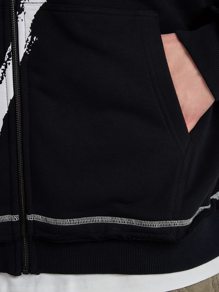 Толстовка с капюшоном и принтом Макс Борисов