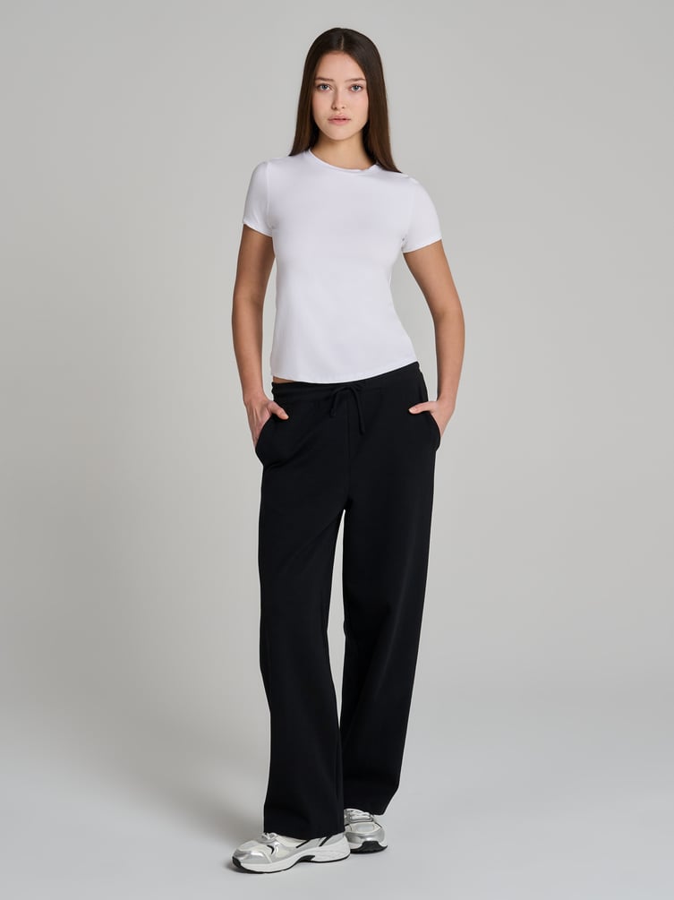 Брюки спортивные широкие