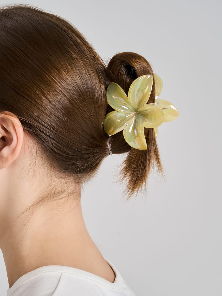 Заколка-краб в виде цветка