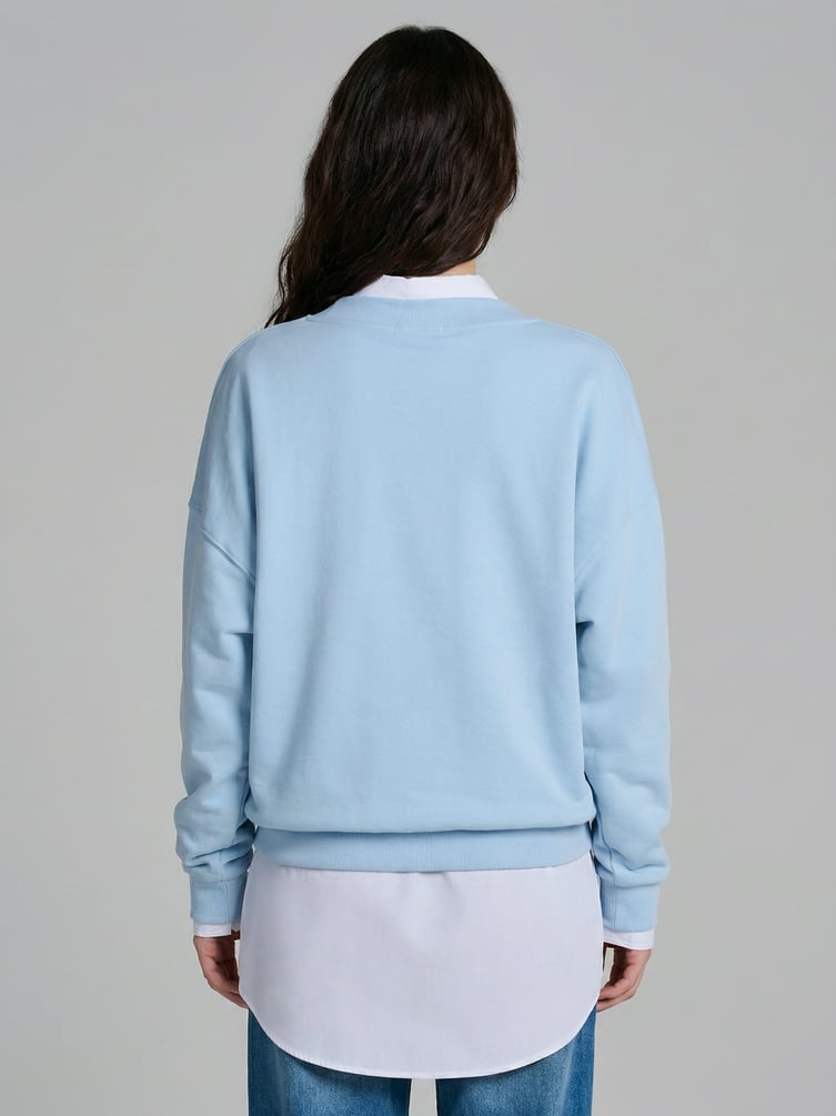 Свитшот с V-образным вырезом