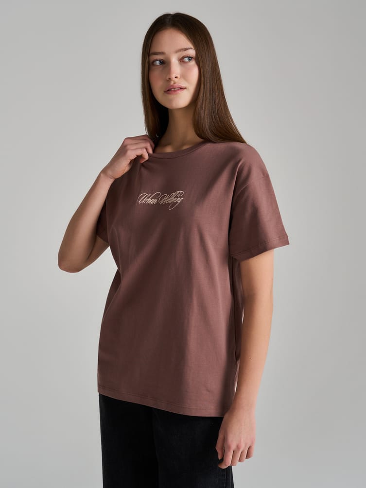 Футболка оверсайз с принтом на спине