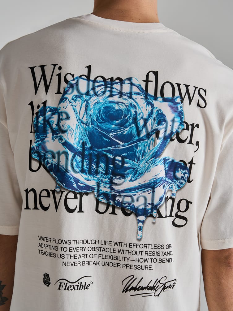 Футболка оверсайз с принтом на спине