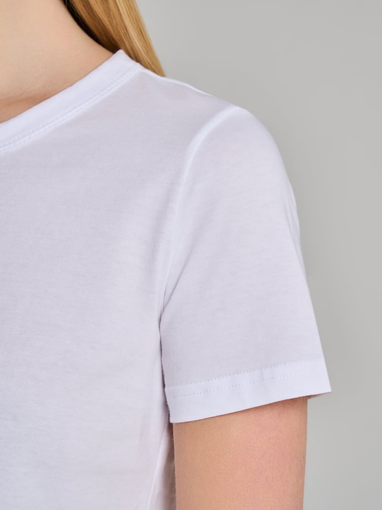 Пижама с футболкой и шортами в полоску