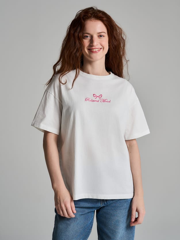 Футболка плотная с принтом банта и надписи