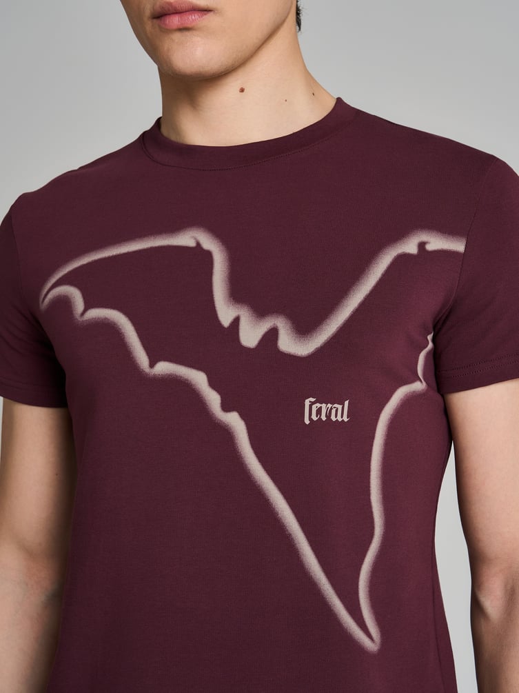 Футболка облегающая с принтом летучей мыши